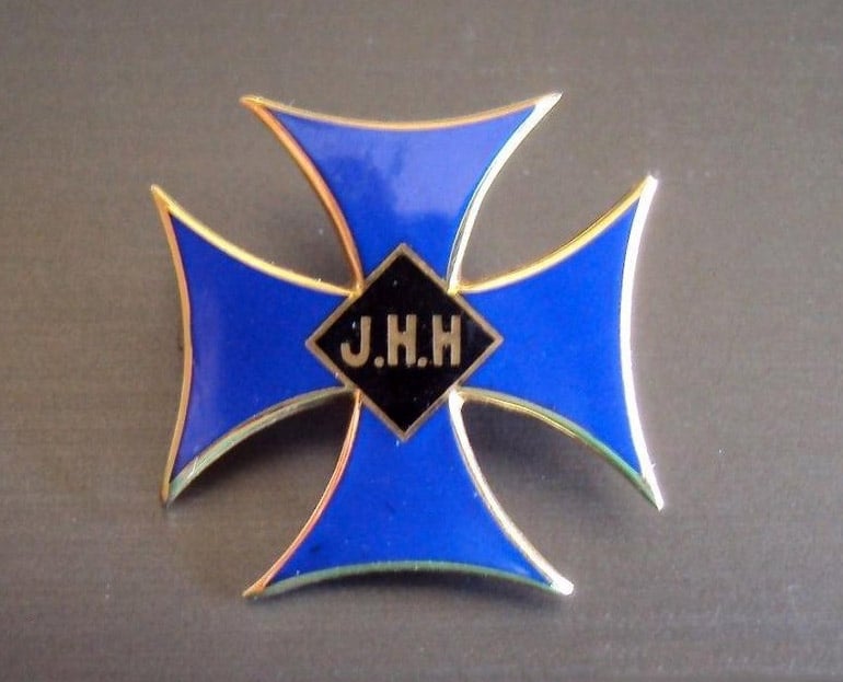 Johns Hopkins Hospital School of Nursing - nursing pin